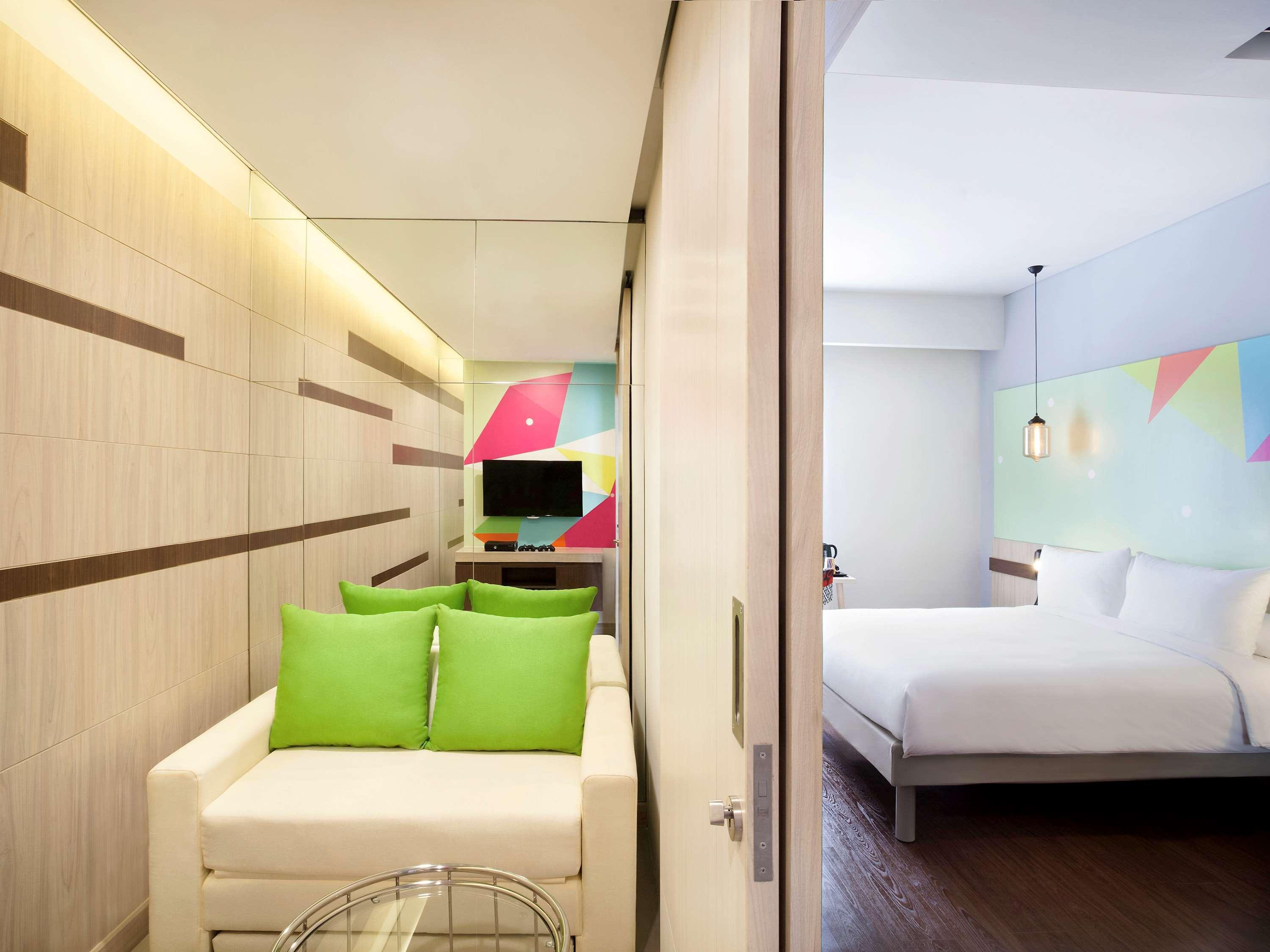 Ibis Styles Jakarta Sunter Exterior photo